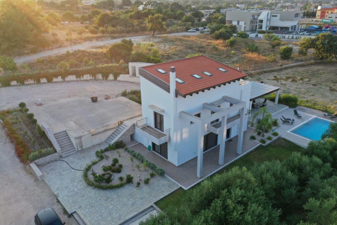 La Luna Villa Tsairi Экстерьер фото
